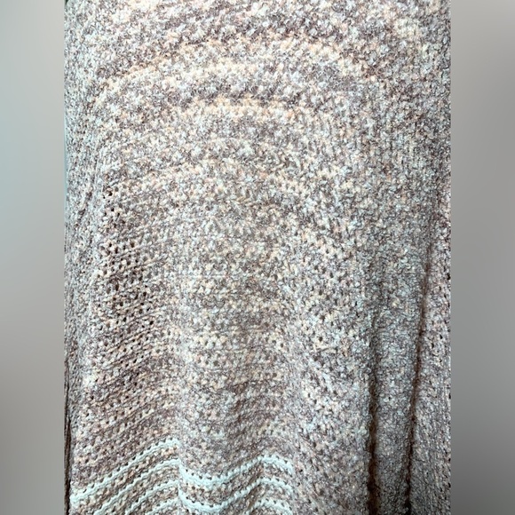 Raj Cream and Pink Knit Poncho Sweater Women One Size - Picture 3 of 6